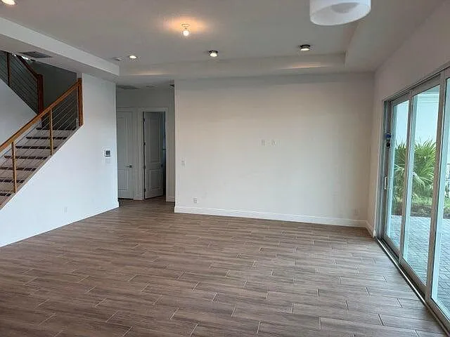 12586 Nautilus Cir — Photo 3