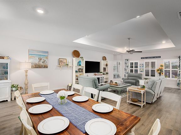 2nd image of 6021 Forest Bay Ave