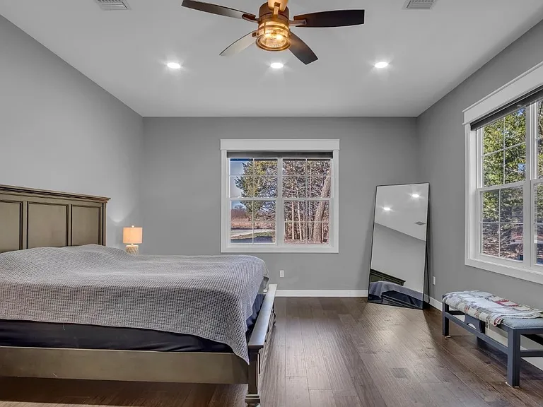 10606 Wildwood Dr — Photo 16