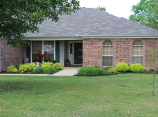 2092 Mountain View Rd, Benton, AR 72019