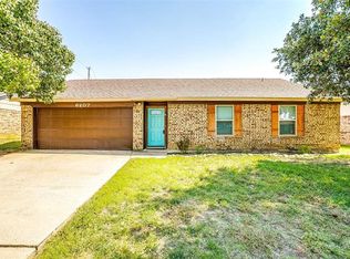 6207 Hott Springs Dr, Arlington, TX 76001