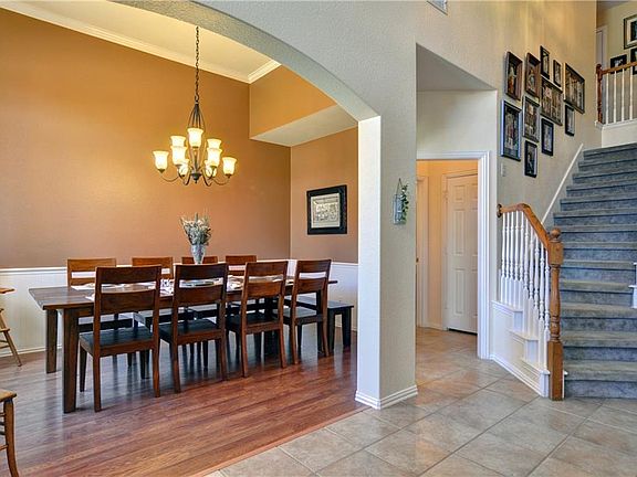 2nd image of 5232 Meadowland Ln