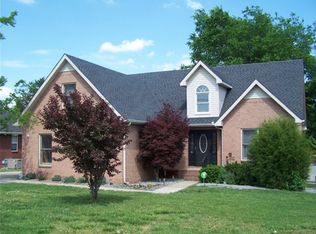 3220 Madison Ave, Murfreesboro, TN 37130