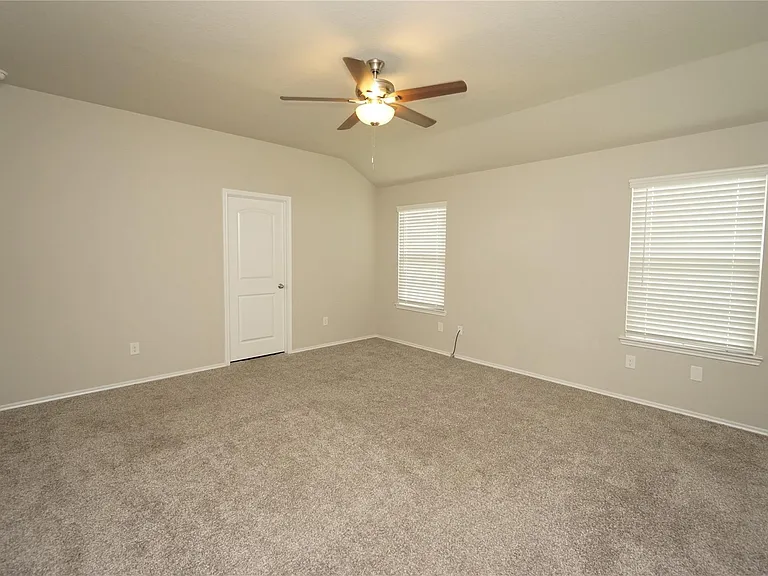 5430 Tindarey Bluff Trl — Photo 12