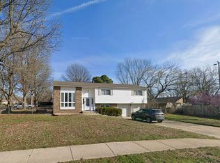 3305 E Linwood St, Springfield, MO 65804