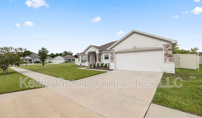 4762 Drake Ave — Photo 3