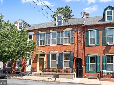 355 E Chestnut St, Lancaster, PA, 17602