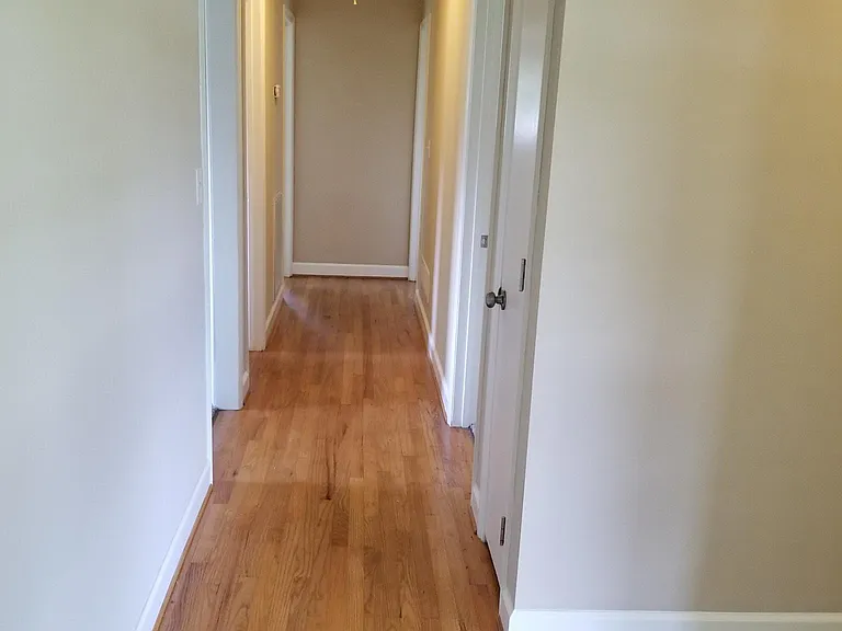 102 Woodfield Dr — Photo 14