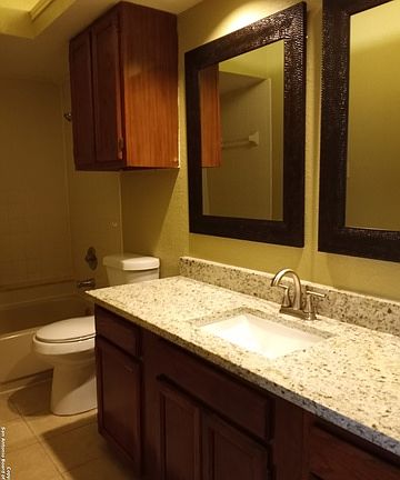 4th image of 8655 Datapoint Dr APT 410