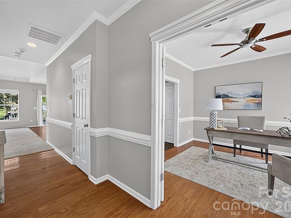 3rd image of 15228 Carrington Ridge Dr