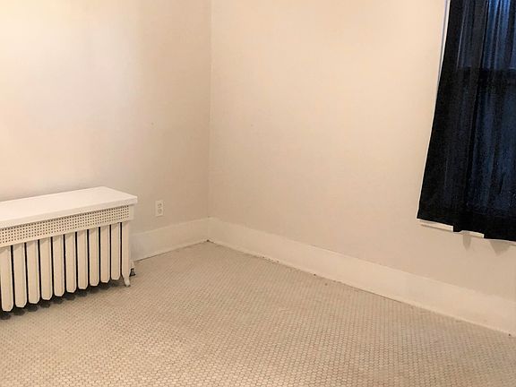 2nd image of 310 N Elm St #10710361