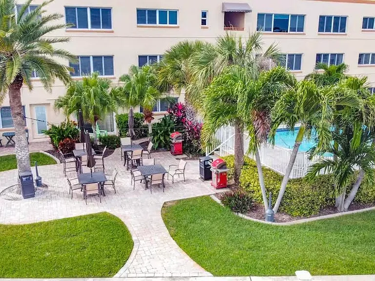 10265 Gulf Blvd #309 — Photo 21