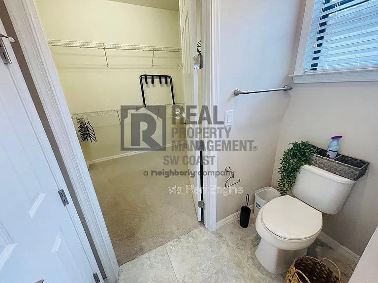 10900 Glenhurst St — Photo 13