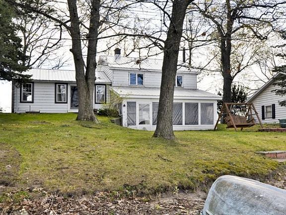 5th image of 271 Rainbow Lake Dr