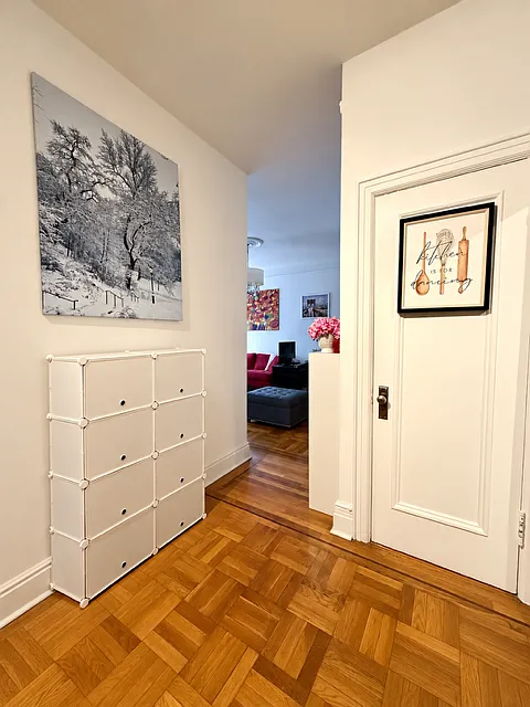 418 Central Park West — Photo 4