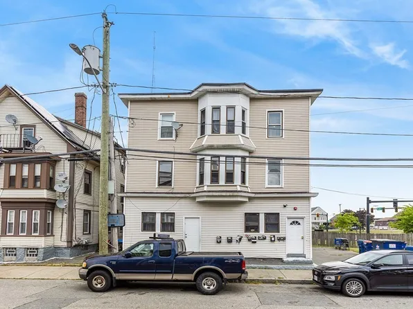 590-592 S 1st St, New Bedford, MA 02740