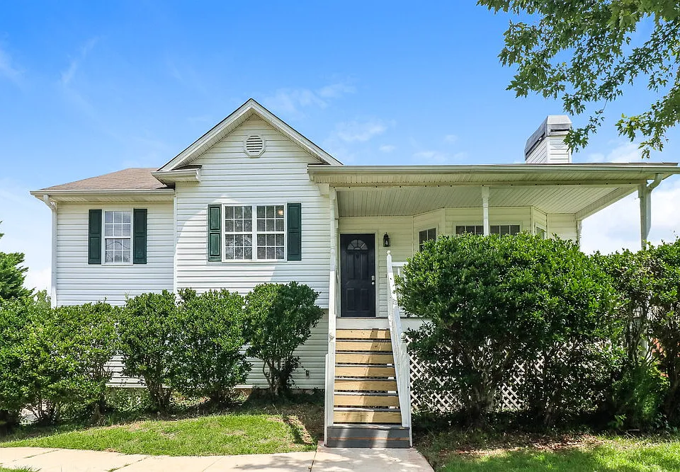 268 Fairview Ln
