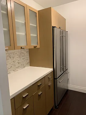 Rented by R New York | media 16