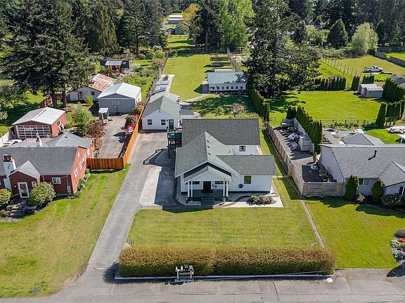 2nd image of 2629 Birchwood Avenue