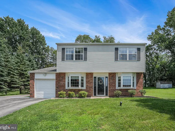 3027 Kimberly Dr, East Norriton, PA 19401