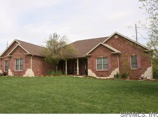 166 Berringer Dr, O'Fallon, IL 62269