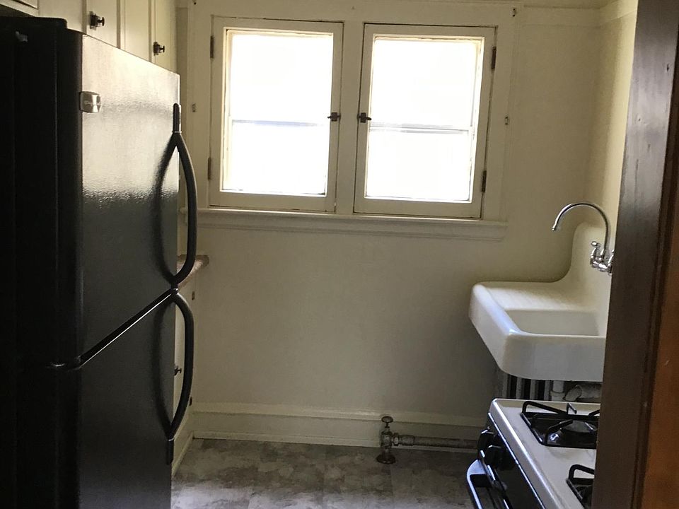 1st image of 1820 N 1st St APT 4