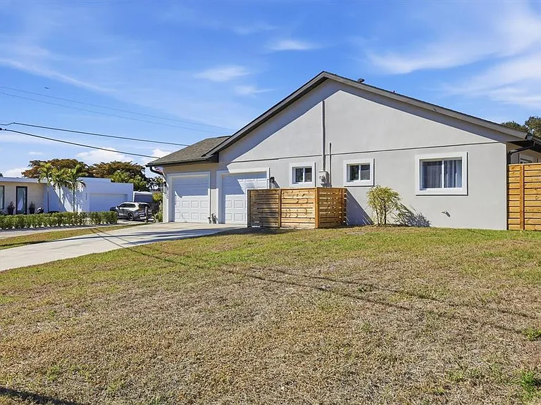 5247 Carmilfra Dr — Photo 30