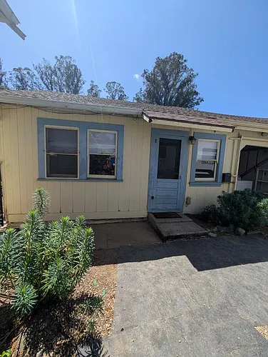 350 Primrose Ln Photo 1