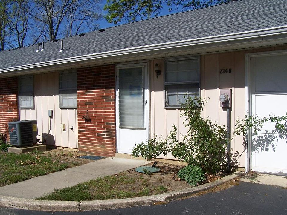 1st image of 234B Buckingham Ct #100B