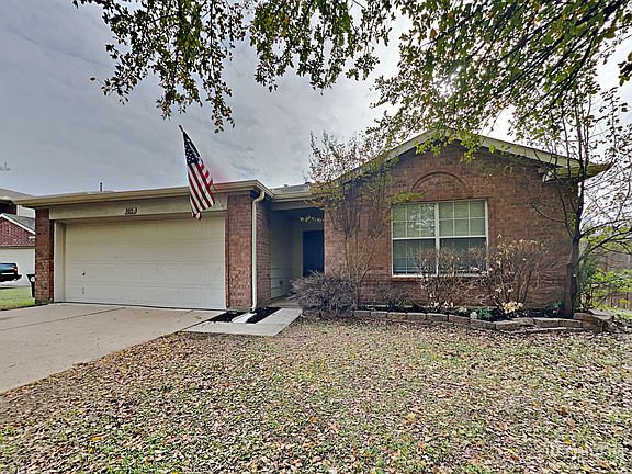 2nd image of 905 Greenbend Dr