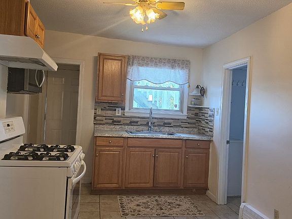 4th image of 226 Appleton St Unit 4