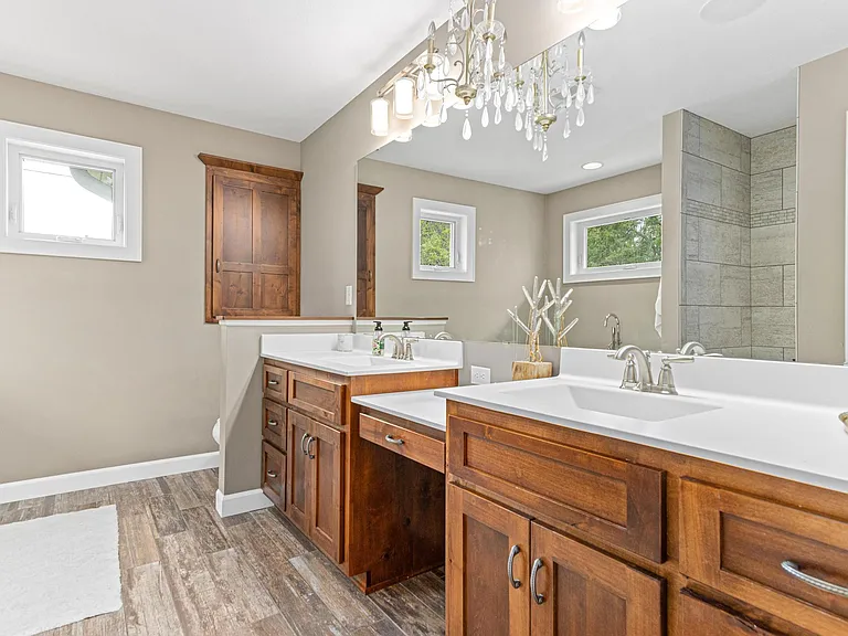 225 Paisley Ln — Photo 24