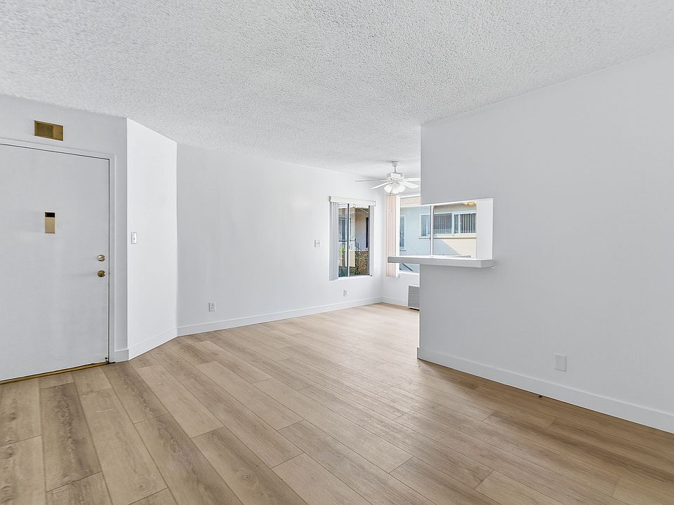 1st image of 3760 Vinton Ave #3
