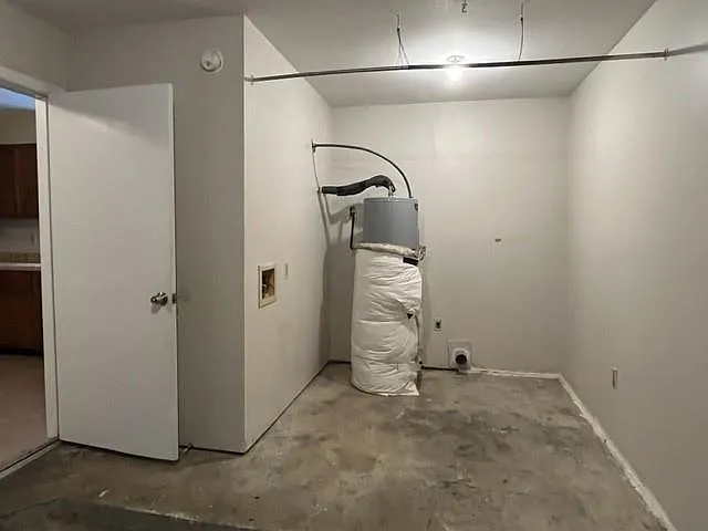 310 Portsmouth Dr — Photo 11