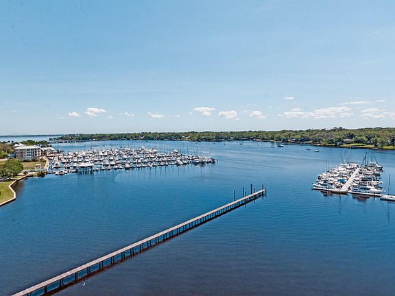 4th image of 4401 Lakeside Dr Unit 1104
