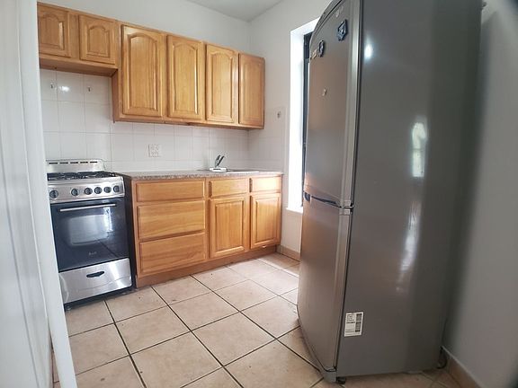 2nd image of 508 W 136th St APT 15