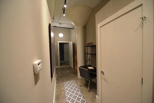 Laclede Lofts — Photo 24