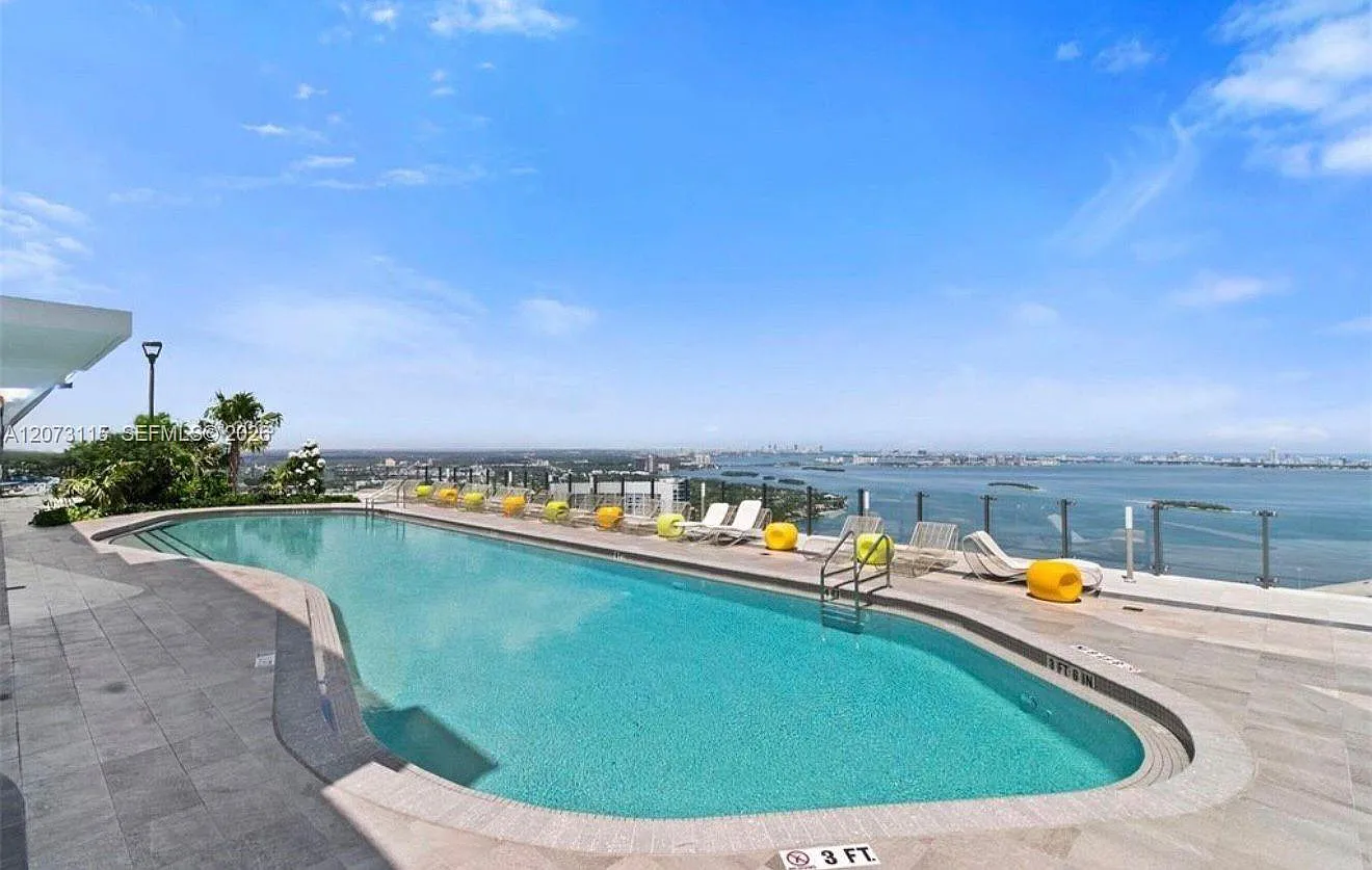 Paraiso Bayviews Condo — Photo 3
