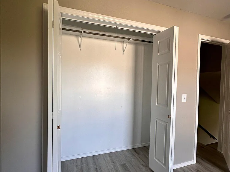 3017 W Roxbury St — Photo 21