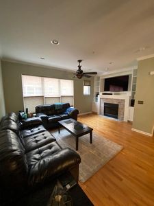 527 Chicago Ave #D, Evanston, IL, 60202