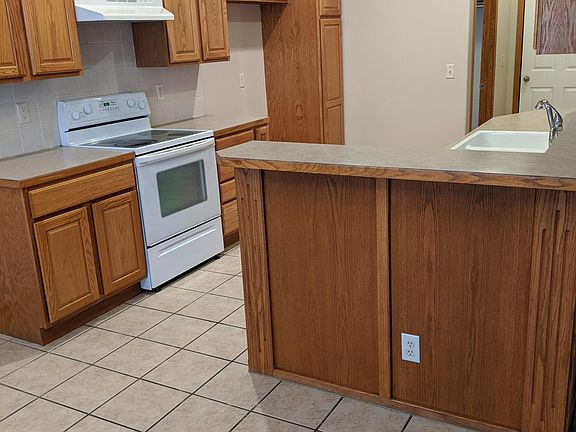 5th image of 4440 N Barton Creek Ct