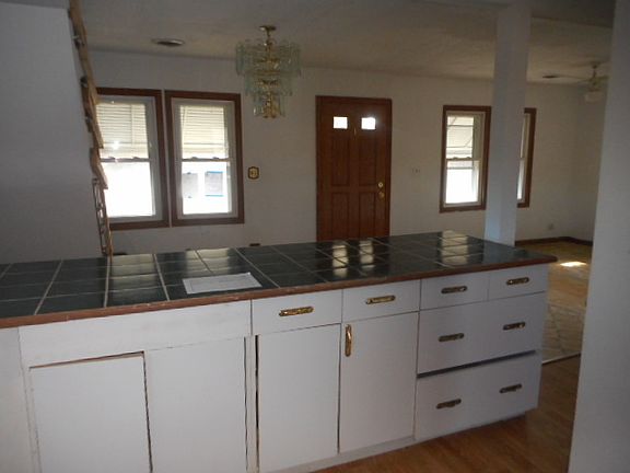2nd image of 10814 W Grand Ave