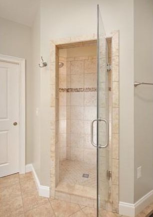5th image of 232 Radford Dr #1