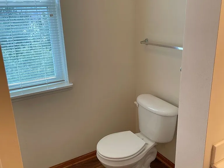 Door Creek Apartments — Photo 15