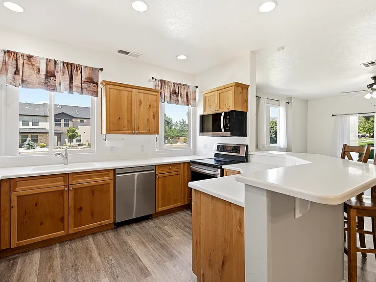 1177 N Northfield Rd #26 — Photo 4