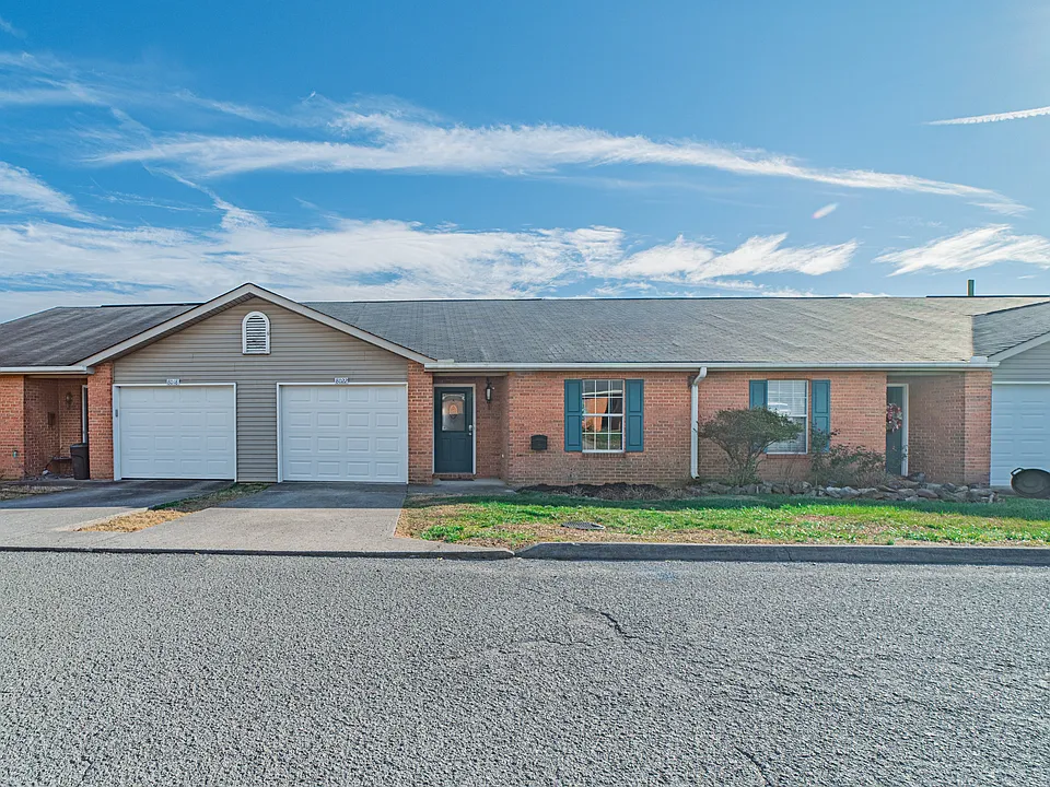 8022 Intervale Way