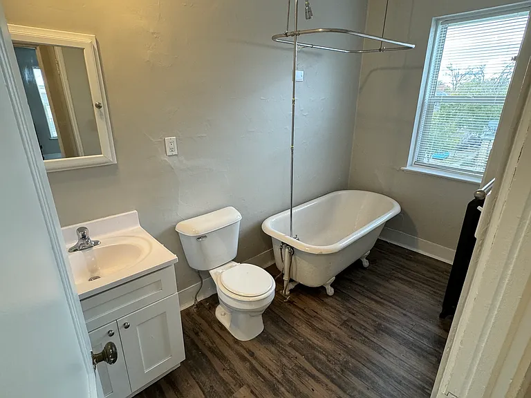 15707 Detroit Ave #14 — Photo 4