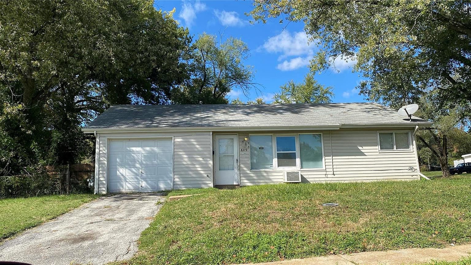 8379 Midwood Ave, Saint Louis, MO 63134 Zillow