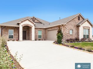 204 Hitching Post Rd, Red Oak, TX 75154