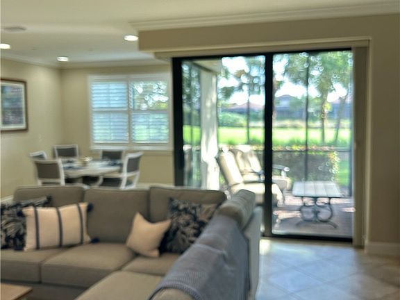 5th image of 8756 Bellano Ct #1104